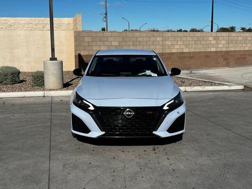 2023 Nissan Altima SR FWD