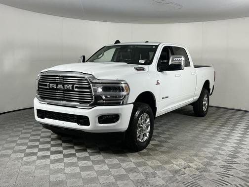 2024 RAM 2500 Laramie Crew Cab 4x4 6'4' Box