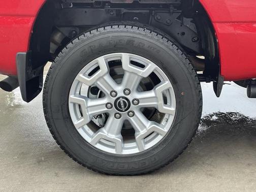 2024 Nissan Titan XD SV