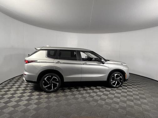 2024 Mitsubishi Outlander SE 2.5 S-AWC