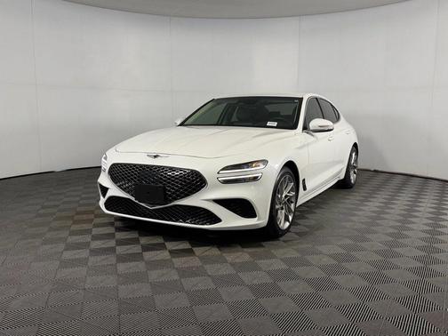 2022 Genesis G70 2.0T RWD
