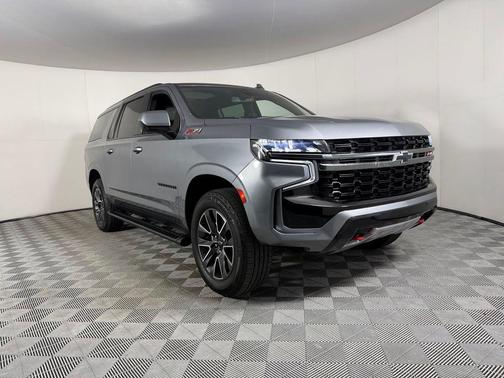 Satin Steel Metallic 2021 Chevrolet Suburban 4WD Z71