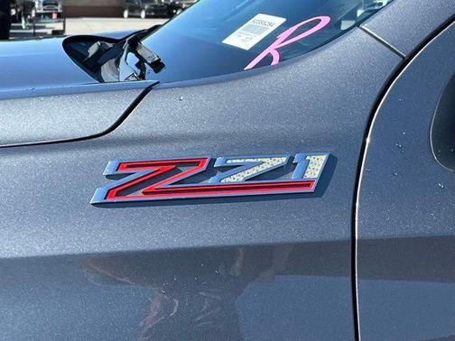 Satin Steel Metallic 2021 Chevrolet Suburban 4WD Z71