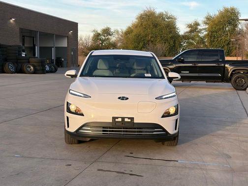 2023 Hyundai KONA EV SE