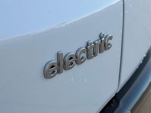 2023 Hyundai KONA EV SE