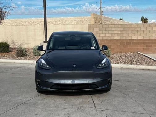 2022 Tesla Model Y Performance Dual Motor All-Wheel Drive