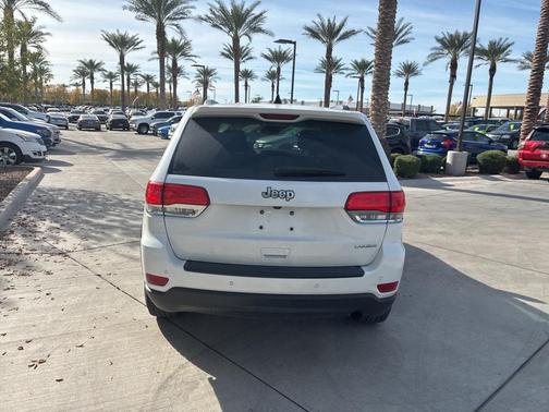 2017 Jeep Grand Cherokee Laredo