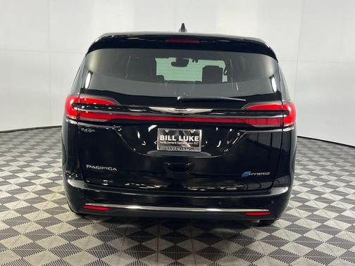 2025 Chrysler Pacifica Hybrid Select