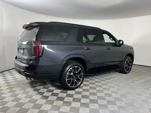 2025 Chevrolet Tahoe 4WD RST