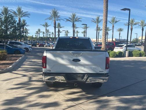 Oxford White 2018 Ford F-150 Lariat