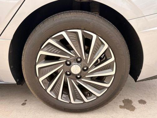 Curated Silver 2023 Hyundai SONATA Hybrid Limited