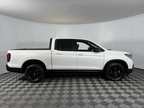 2023 Honda Ridgeline Black