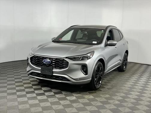 2023 Ford Escape ST-Line Elite