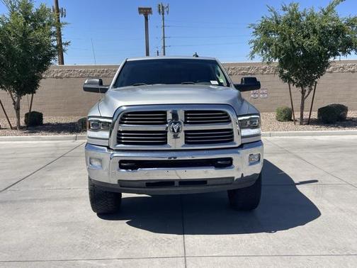 2017 RAM 2500 Big Horn Crew Cab 4x4 6'4' Box