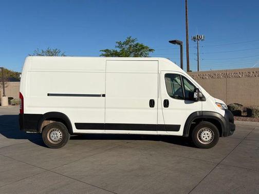 2025 RAM ProMaster 2500 Tradesman