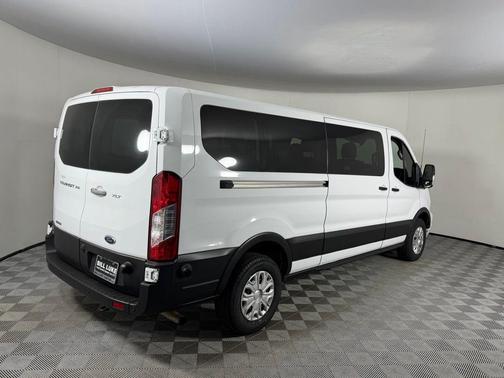 2024 Ford Transit-350 XLT