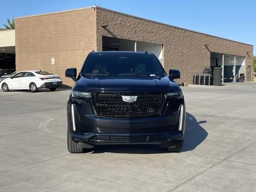 2023 Cadillac Escalade ESV Sport