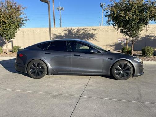 2021 Tesla Model S Plaid