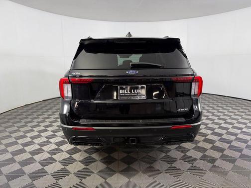 Black Metallic 2025 Ford Explorer ST-Line