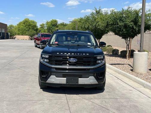 Black Metallic 2025 Ford Expedition Max Platinum