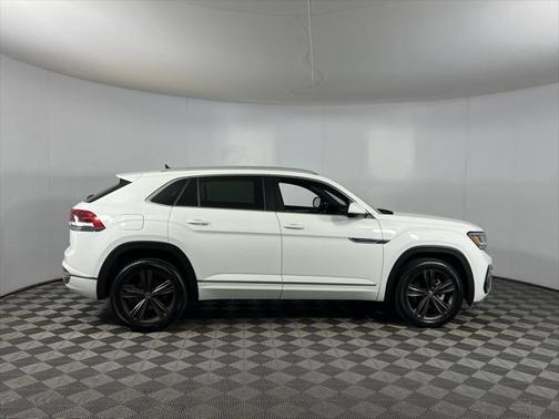 2022 Volkswagen Atlas Cross Sport 3.6L V6 SEL R-Line