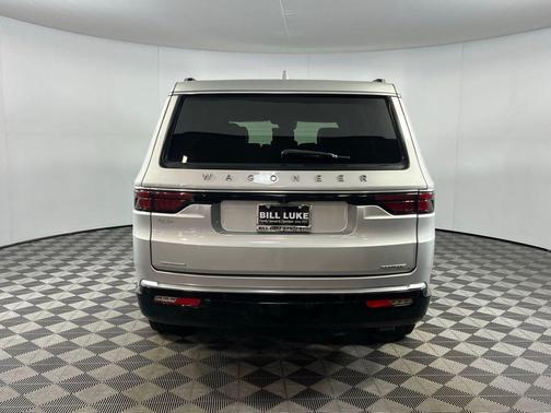 2022 Jeep Wagoneer Series III 4x4