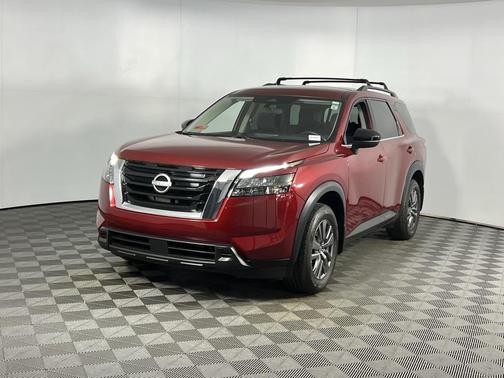 2024 Nissan Pathfinder SV FWD