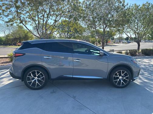 2022 Nissan Murano SL FWD