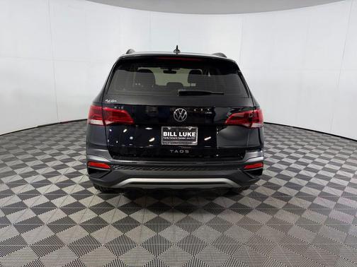 Deep Black 2023 Volkswagen Taos 1.5T S