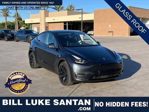 Pearl White Multi-Coat 2025 Tesla Model Y Long Range Dual Motor All-Wheel Drive