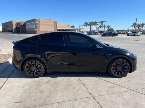 2023 Tesla Model Y Performance Dual Motor All-Wheel Drive