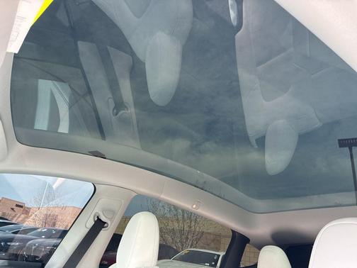 2023 Tesla Model Y Performance Dual Motor All-Wheel Drive