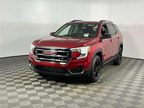 2024 GMC Terrain AWD AT4