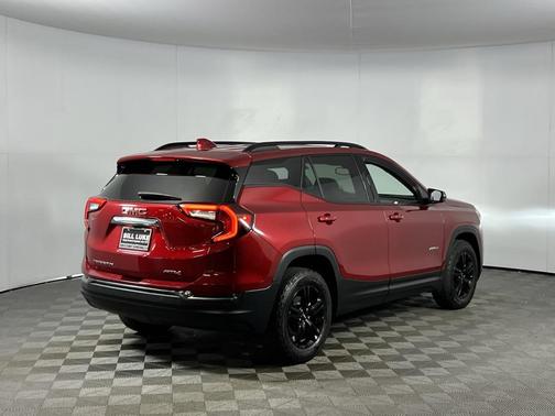 2024 GMC Terrain AWD AT4