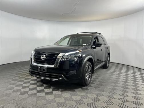 2023 Nissan Pathfinder SV FWD