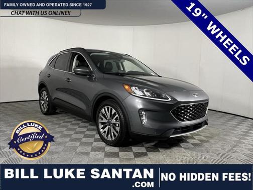 2022 Ford Escape Titanium