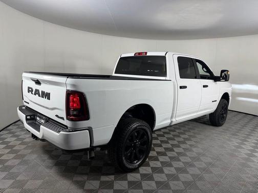 Bright White Clearcoat 2025 RAM 2500 Big Horn Crew Cab 4x4 6'4' Box
