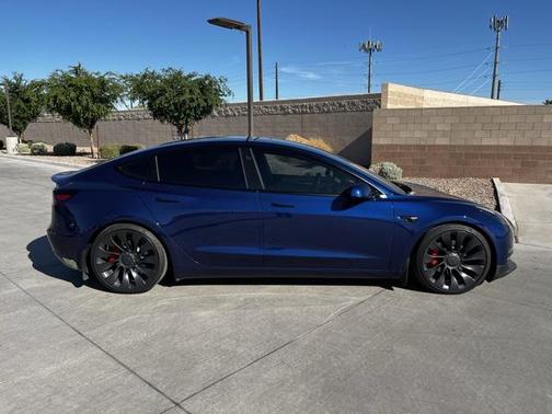 2023 Tesla Model 3 Performance
