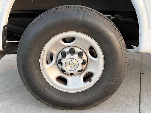 2022 Chevrolet Express 2500 RWD 2500 Regular Wheelbase WT