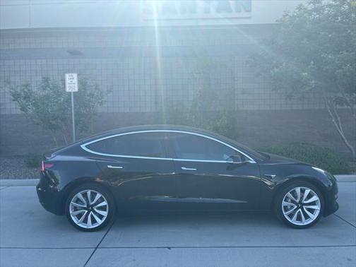 2019 Tesla Model 3 Standard Range Plus