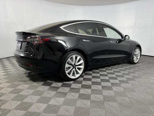 2019 Tesla Model 3 Standard Range Plus