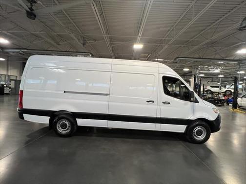 2022 Mercedes-Benz Sprinter 2500 High Roof
