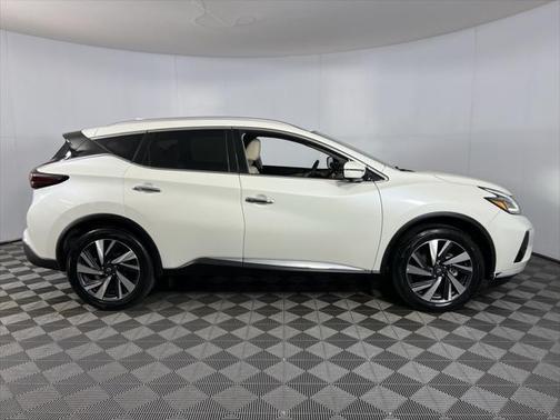 2023 Nissan Murano SL FWD