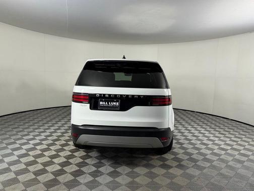 2024 Land Rover Discovery P300 S