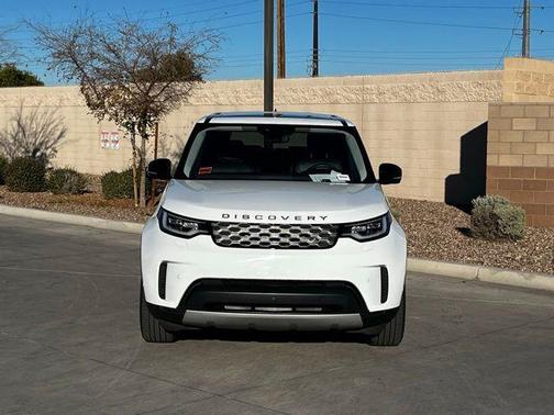 2024 Land Rover Discovery P300 S