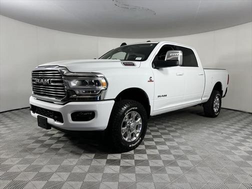 2024 RAM 2500 Laramie Crew Cab 4x4 6'4' Box