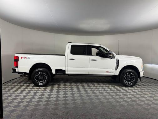 Star White Metallic Tri-Coat 2024 Ford F-350 Platinum