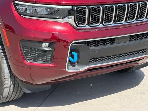 2023 Jeep Grand Cherokee 4xe Overland