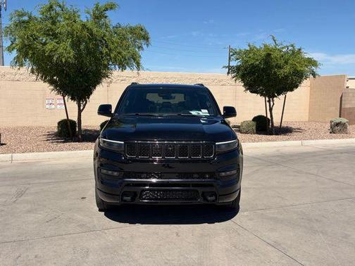 2024 Jeep Grand Wagoneer L Series III Obsidian 4x4