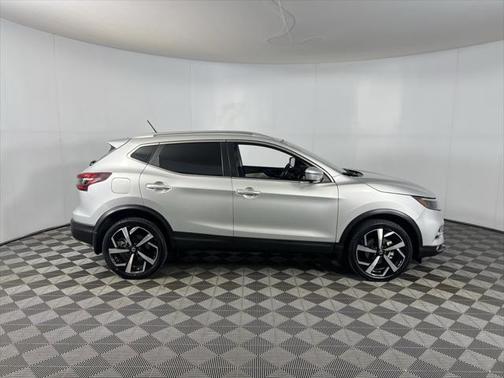 2021 Nissan Rogue Sport SL